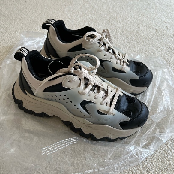 Buffalo trail one chunky sneakers in cream and black mix US 9 - Picture 4 of 7